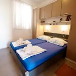 Διαμέρισμα Lungo Mare Id400 *