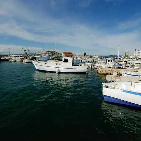 Lungo Mare Id400 * Murter